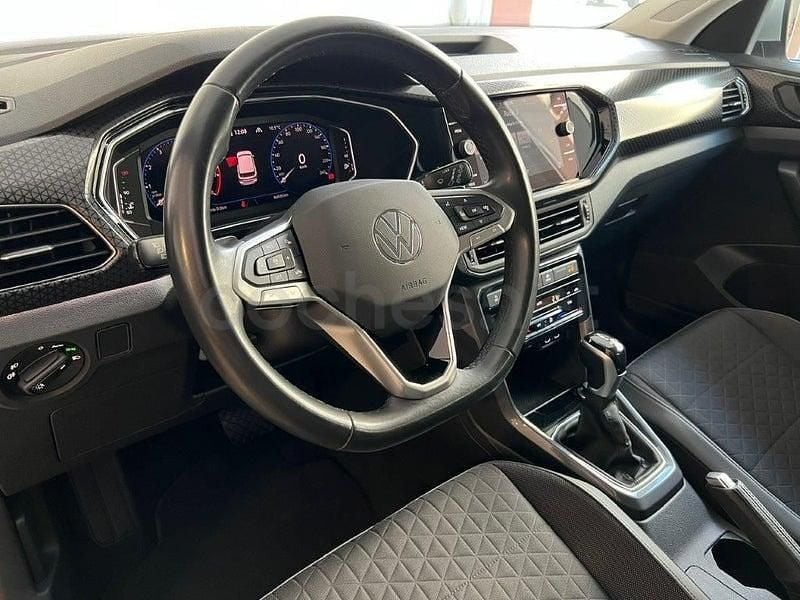 Usado VW T-Cross Sportline 110 CV (80 kW) 2022 Gris / plata SUV