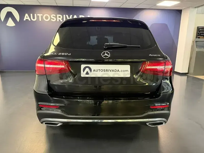 Usado Mercedes GLC250 204 CV (150 kW) 2019 Negro SUV