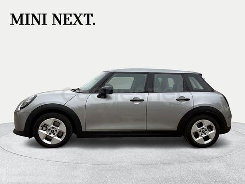 Usado Mini Cooper 114 kW (156 CV) 2025 Gris / plata Utilitario