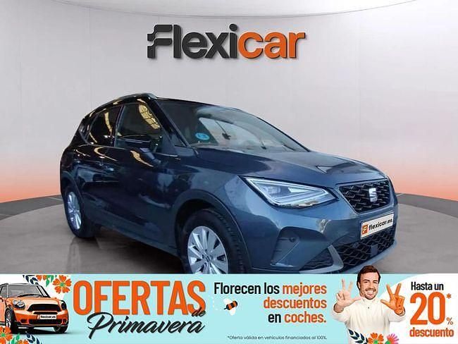 Usado Seat Arona FR 110 CV (80 kW) 2022 Gris SUV