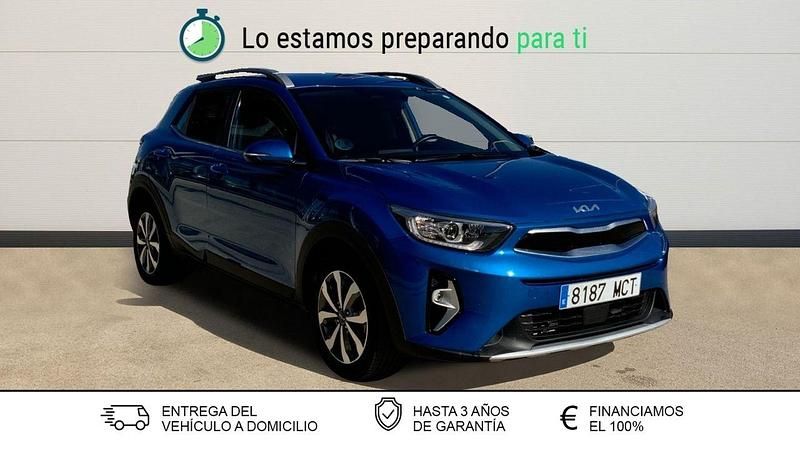 Usado Kia Stonic 100 CV (73 kW) 2022 Azul SUV