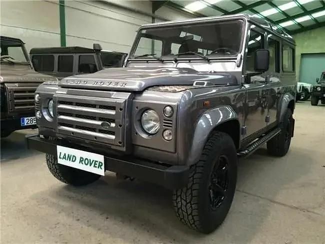 Usado Land Rover Defender 122 HP (89 kW) 2013 Cinzento SUV