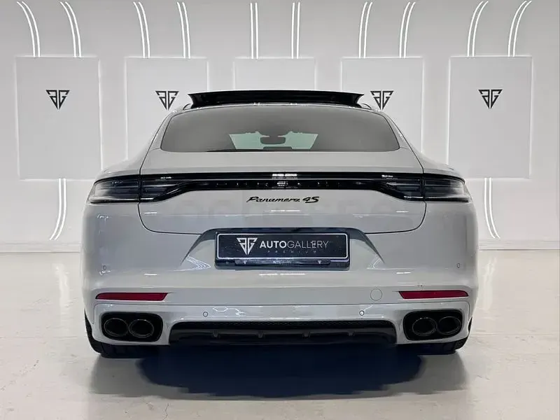 Usado Porsche Panamera 4S 560 CV (411 kW) 2023 Gris / plata Utilitario