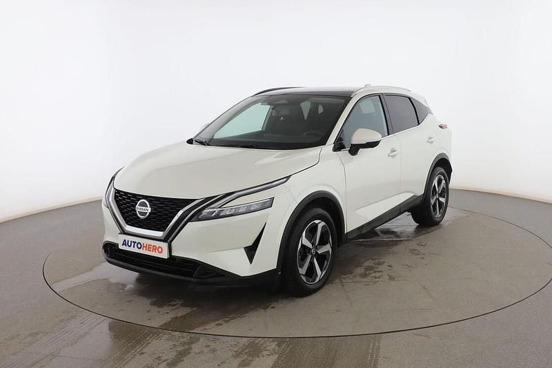Usado Nissan Qashqai N-Connecta 158 CV (116 kW) 2021 Blanco SUV