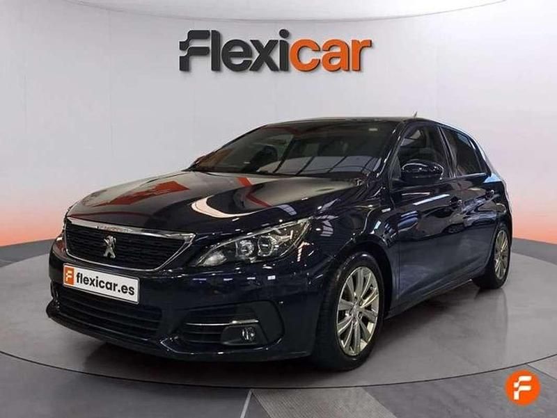 Usado Peugeot 308 SW Allure 131 CV (96 kW) 2020 Azul Familiar