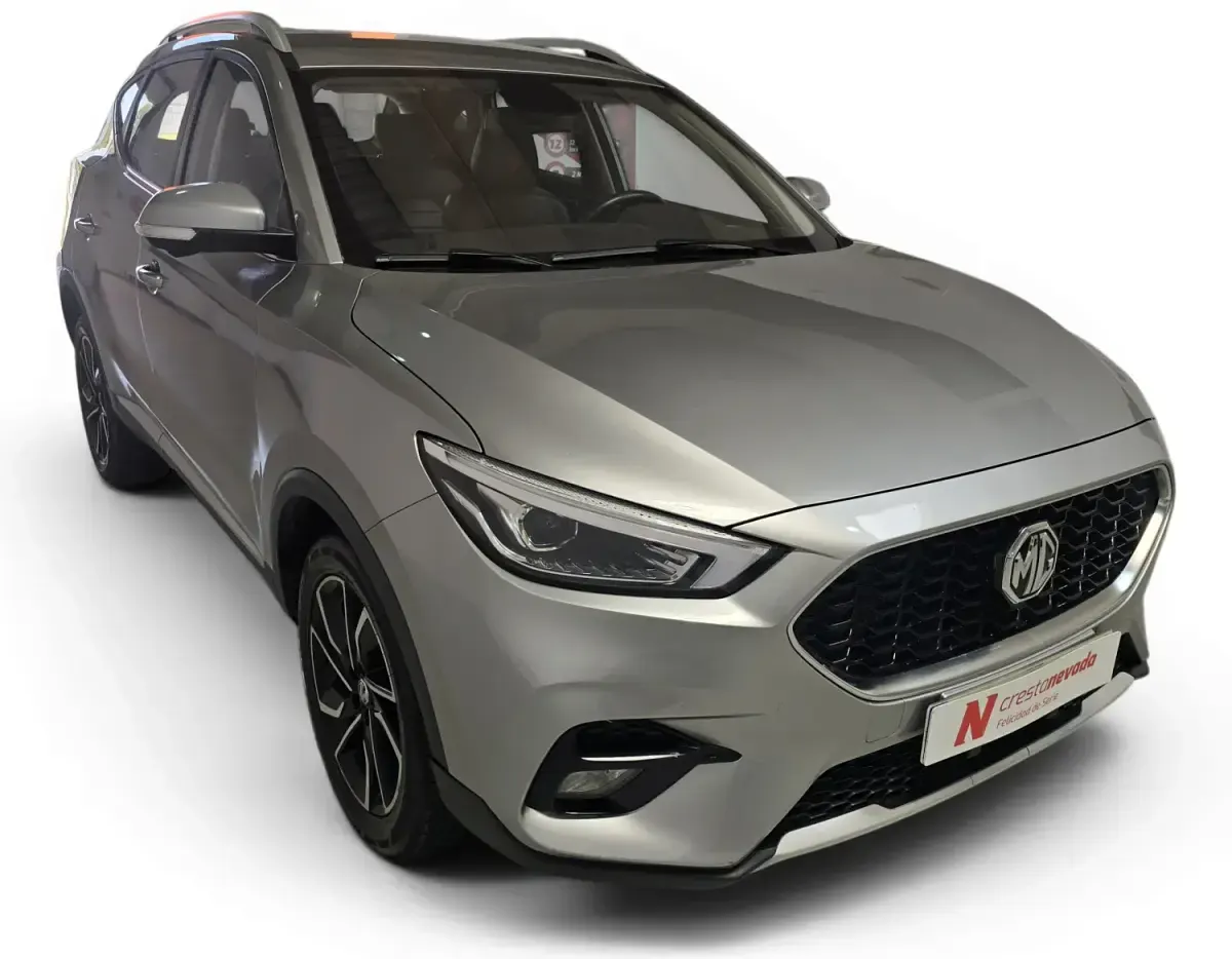 Usado MG ZS Luxury 111 CV (81 kW) 2023 Gris SUV