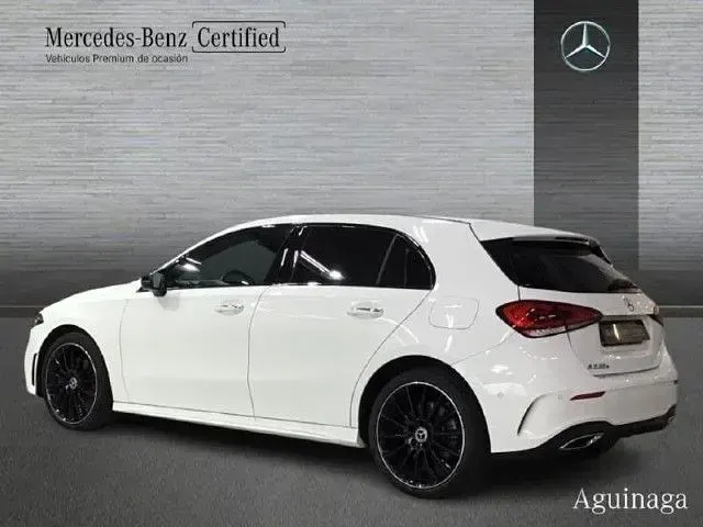 Usado Mercedes A250 218 CV (160 kW) 2023 Blanco polar