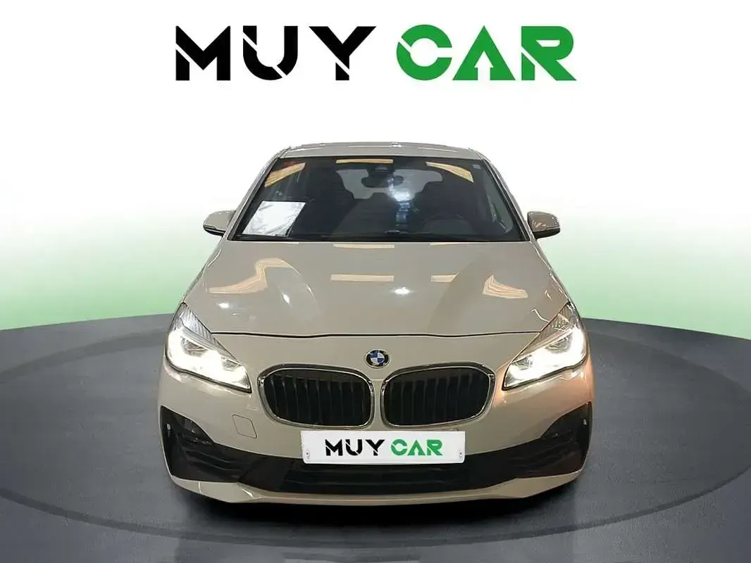 Usado BMW 216 Active Tourer 116 CV (85 kW) 2019 Blanco Monovolumen