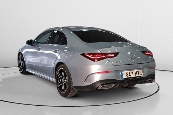 Usado Mercedes CLA200 163 CV (119 kW) 2025 Berlina