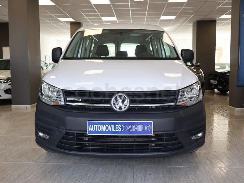 Usado VW Caddy Trendline 110 CV (80 kW) 2020 Blanco Monovolumen