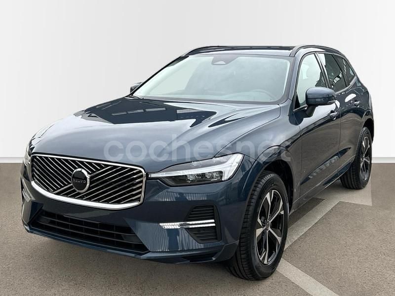 Azul Usado 2025 Volvo XC60 Core SUV | 53.900 € (Un poco caro) - Imagen 1/4