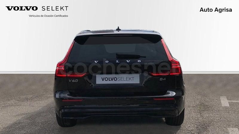 Ny Volvo V60 Plus 197 HK (144 kW) 2025 Svart Kombi