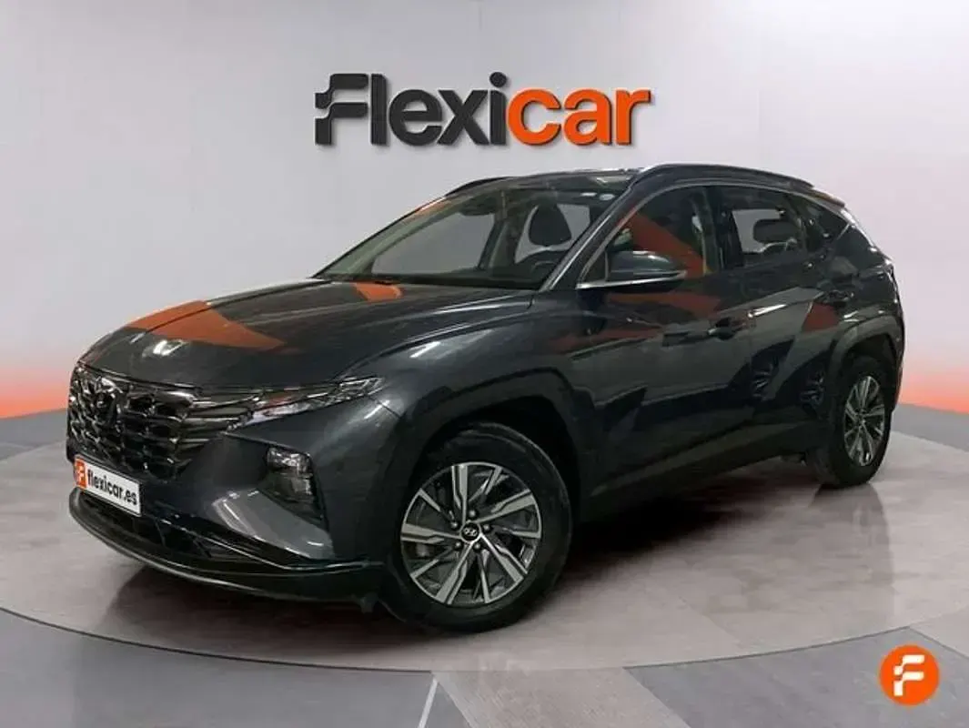 Usado Hyundai Tucson 230 CV (169 kW) 2022 Gris SUV