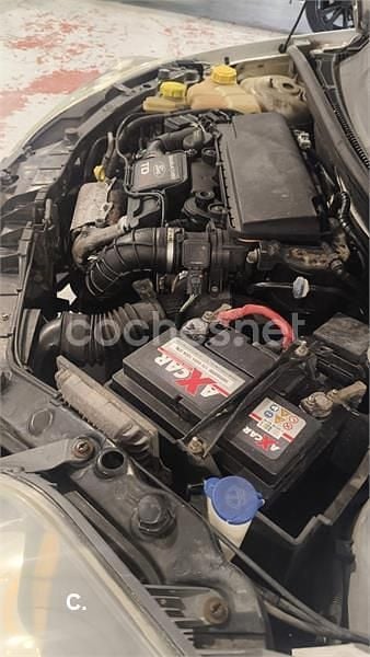 Usado Ford Fiesta Futura 68 CV (50 kW) 2009 Gris / plata Utilitario