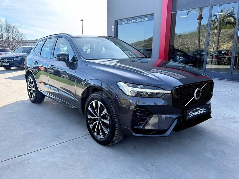 Usado Volvo XC60 Plus 197 CV (144 kW) 2022 Gris / plata SUV