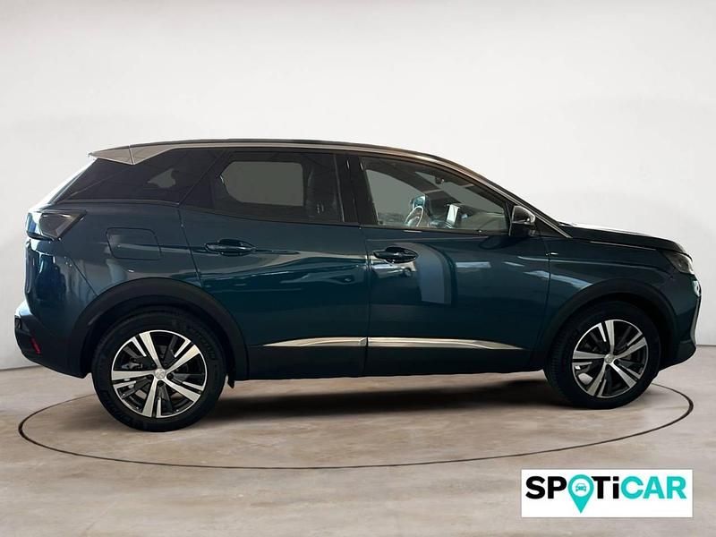 Usado Peugeot 3008 Allure 131 CV (96 kW) 2023 Azul SUV