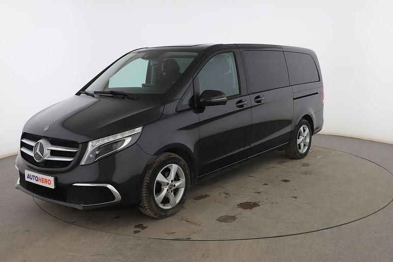 Usado Mercedes V220 163 CV (119 kW) 2020 Gris Monovolumen