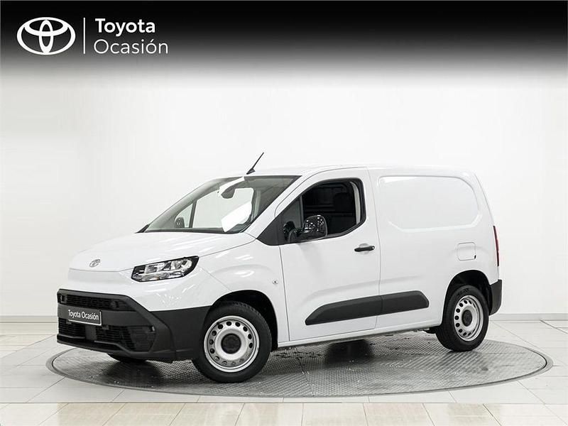 Usado Toyota Proace City City 130 CV (95 kW) 2024 Blanco Monovolumen