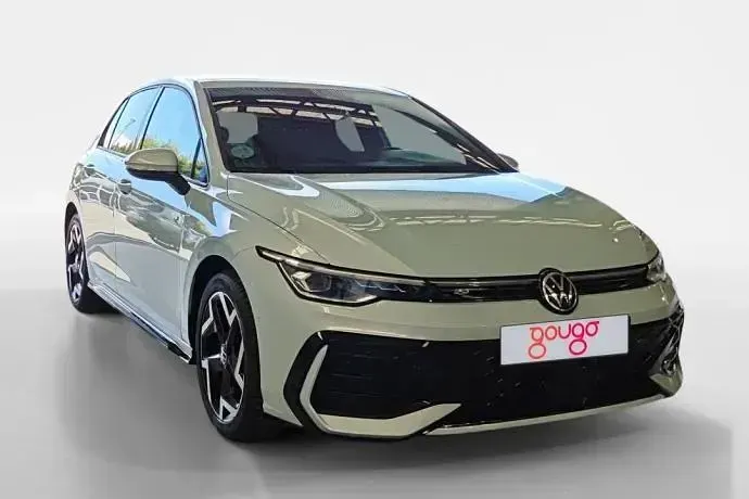 Usado VW Golf VIII R-line 150 CV (110 kW) 2025 Berlina