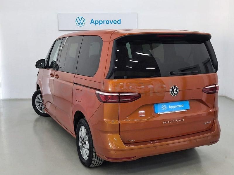 Usado VW Multivan 218 CV (160 kW) 2023 Naranja Monovolumen
