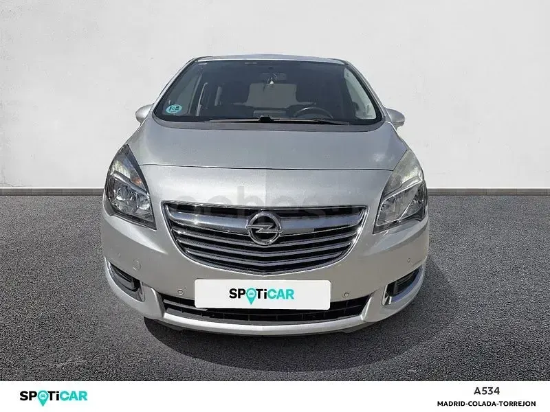 Usado Opel Meriva Excellence 140 CV (102 kW) 2017 Gris / plata Monovolumen