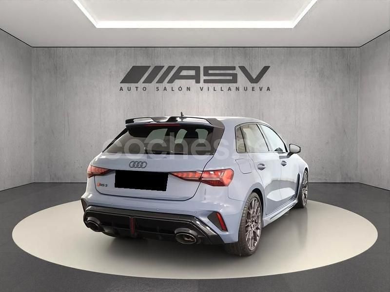 Usado Audi RS3 Premium 400 CV (294 kW) 2025 Gris / plata Berlina
