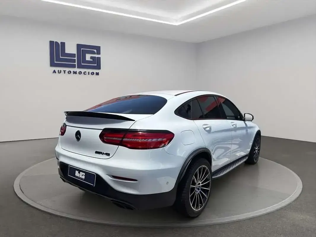 Usado Mercedes GLC250 211 CV (155 kW) 2019 Blanco SUV