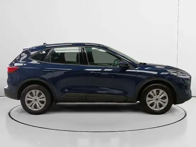 Usado Ford Kuga Trend 120 CV (88 kW) 2022 Azul SUV