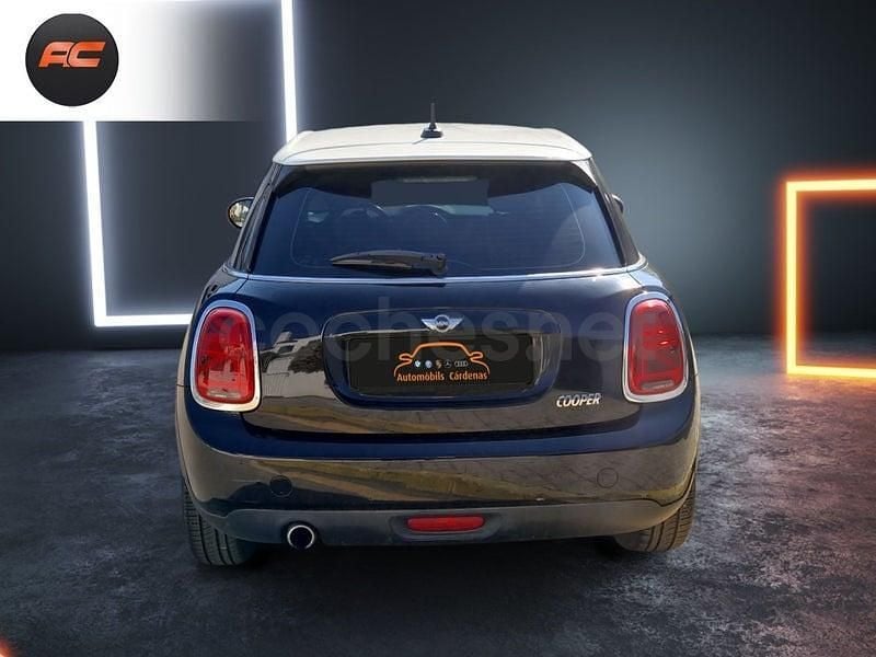 Usado Mini Cooper D 116 CV (85 kW) 2019 Negro Utilitario