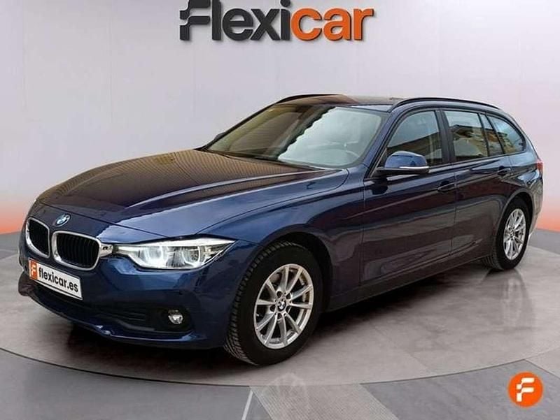 Usado BMW 318 150 CV (110 kW) 2018 Azul Familiar