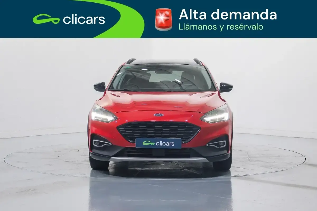 Usado Ford Focus Active 125 CV (91 kW) 2019 Rojo Berlina