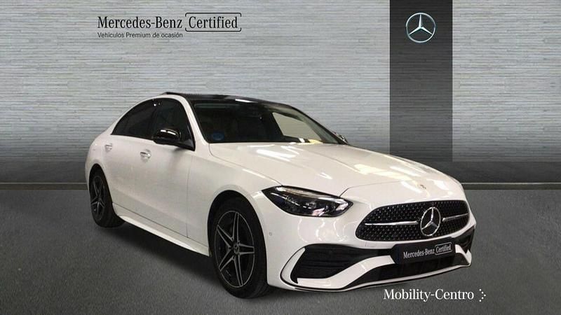 Usado Mercedes C300 312 CV (229 kW) 2024 Blanco polar Berlina