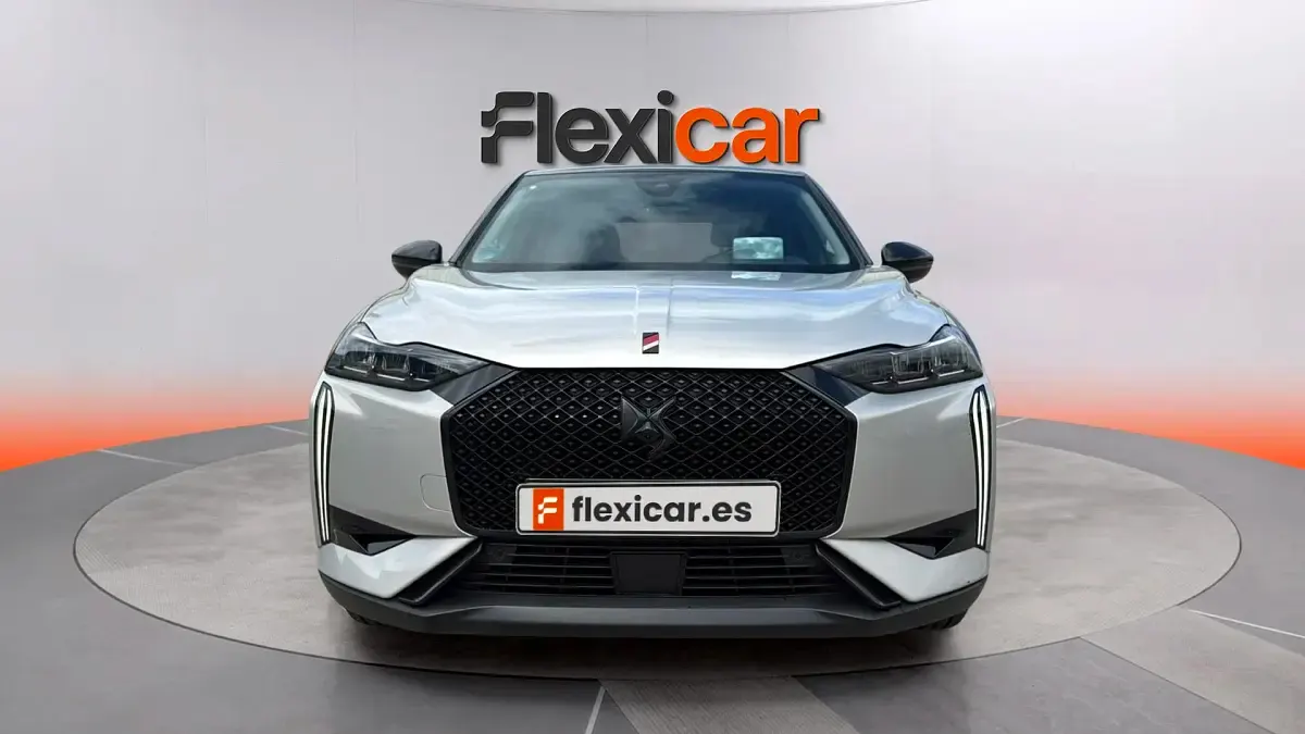 Usado DS Automobiles DS3 Crossback Performance 131 CV (96 kW) 2023 Beige SUV