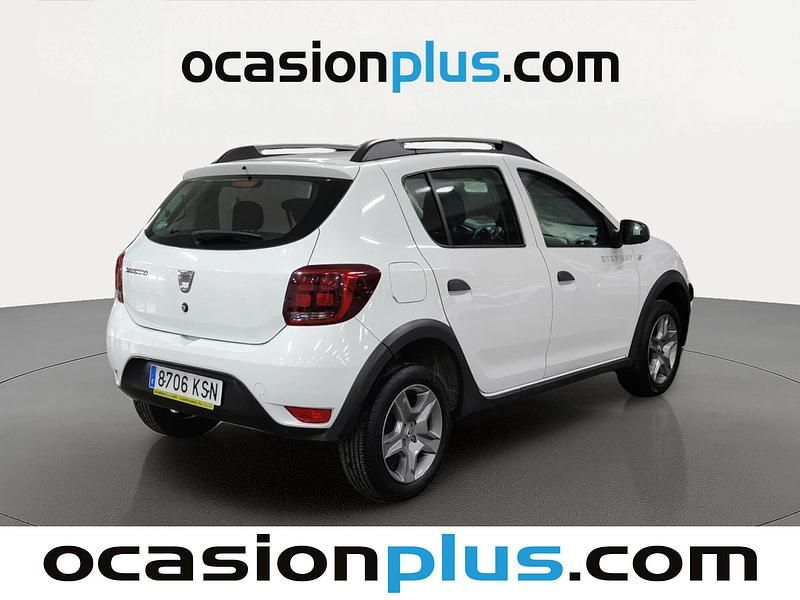 Usado Dacia Sandero Essentiel 73 CV (53 kW) 2018 Blanco