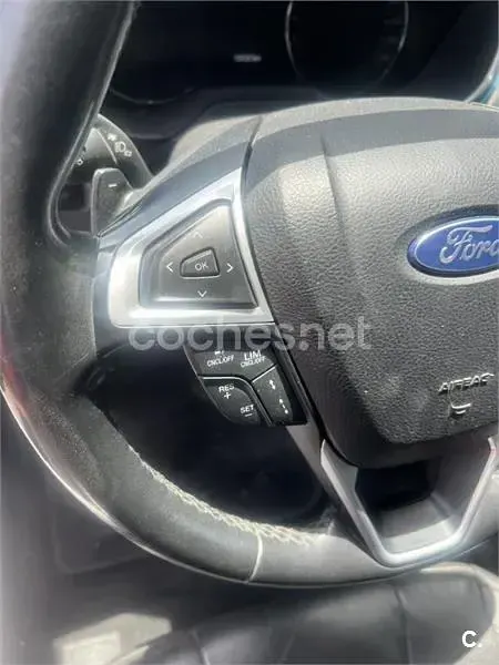 Usado Ford Mondeo ST-Line 160 CV (117 kW) 2017 Blanco Berlina