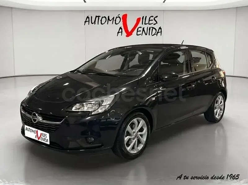Usado Opel Corsa Selective 90 CV (66 kW) 2015 Negro Utilitario