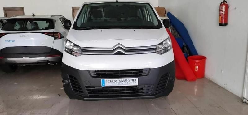 Begagnad Citroën Jumpy Comfort 122 HK (89 kW) 2018 Vit Minibuss