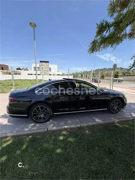 Usado Audi A8 286 CV (210 kW) 2019 Negro Berlina