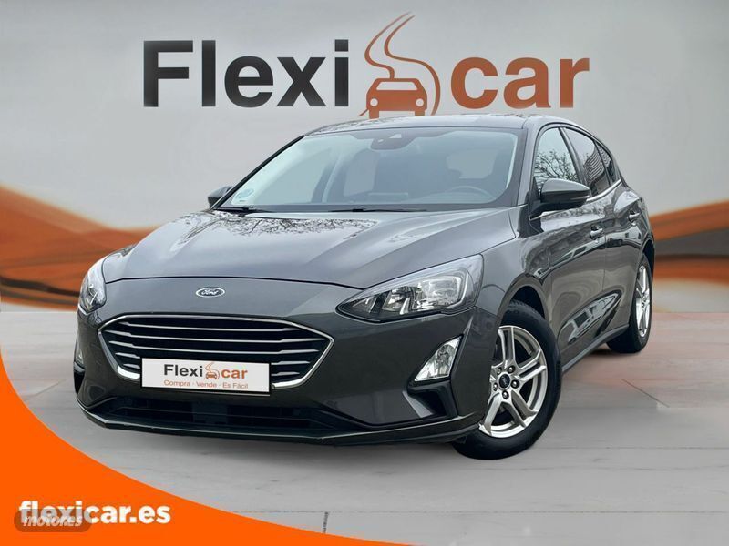 Usado Ford Focus Trend+ 120 CV (88 kW) 2020 Gris Berlina