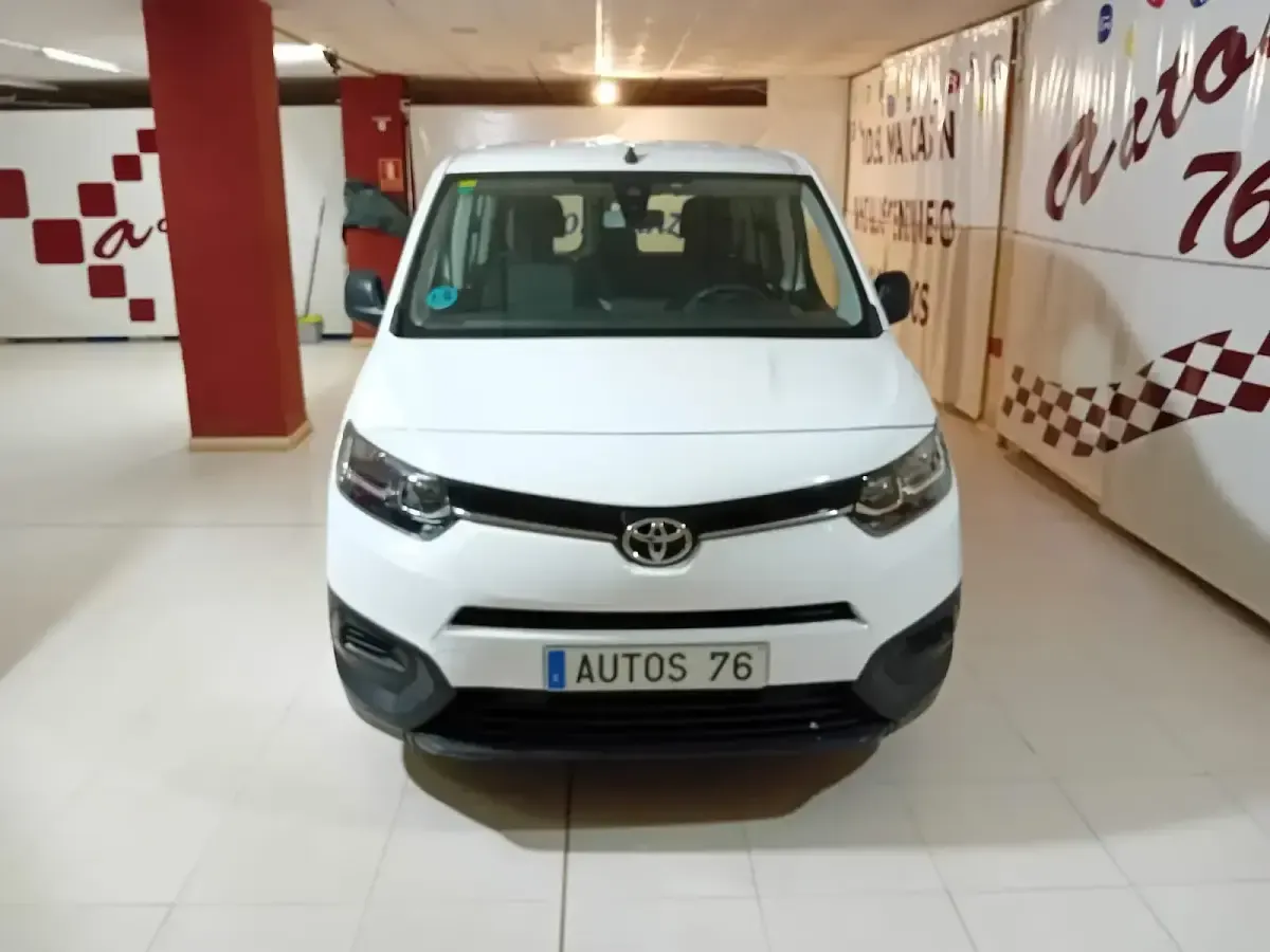 Usado Toyota Proace Verso Active 130 CV (95 kW) 2022 Blanco Familiar