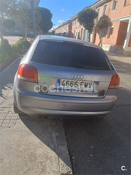 Usado Audi A3 Ambition 140 CV (102 kW) 2007 Gris / plata Berlina
