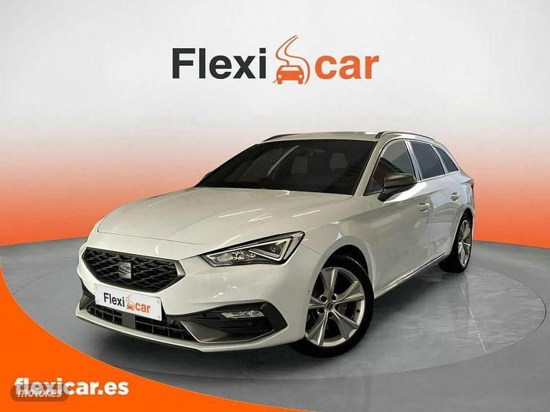 Usado Seat Leon FR 150 CV (110 kW) 2021 Blanco Familiar