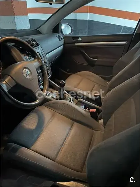 Usado VW Golf IV Sportline 140 CV (102 kW) 2004 Rojo Berlina