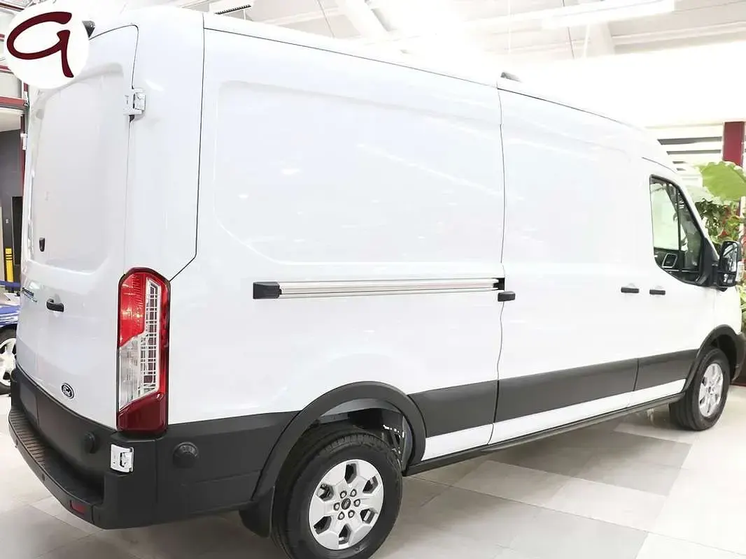 Usado Ford Transit Trend 135 kW (184 CV) 2022 Blanco Van