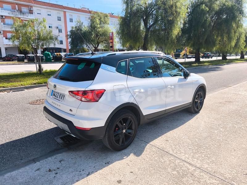Usado Seat Arona Ecomotive 116 CV (85 kW) 2019 Blanco SUV