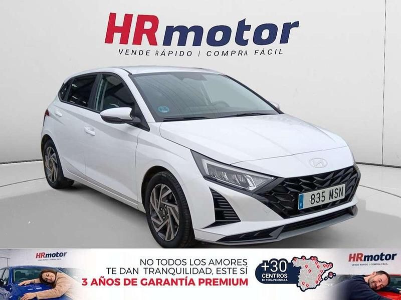 Usado Hyundai i20 102 CV (75 kW) 2024 Blanco Utilitario
