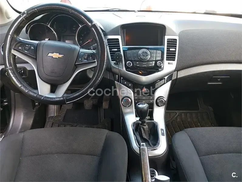 Usado Chevrolet Cruze LTZ 163 CV (119 kW) 2012 Negro Berlina