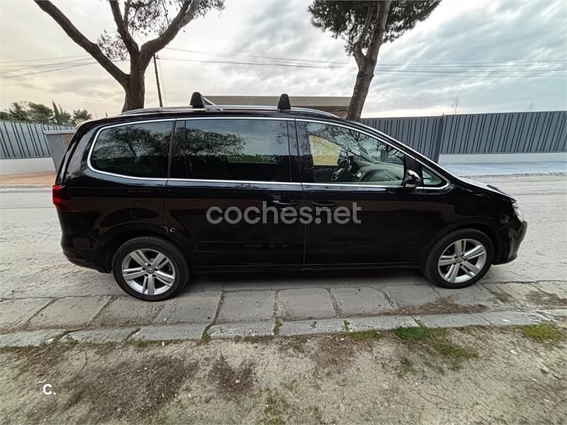Usado VW Sharan Advance 150 CV (110 kW) 2017 Negro Monovolumen