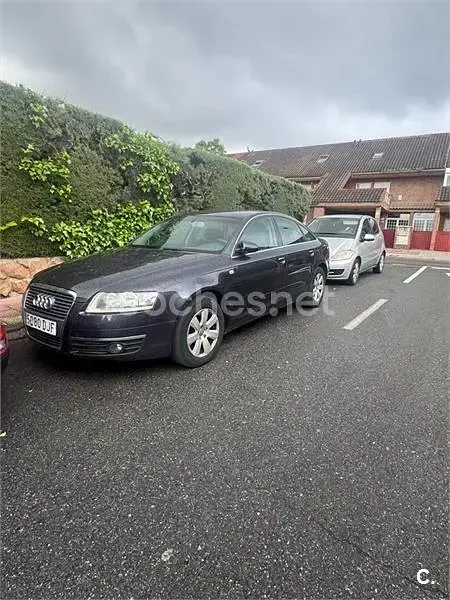 Usado Audi A6 180 CV (132 kW) 2005 Gris / plata Berlina