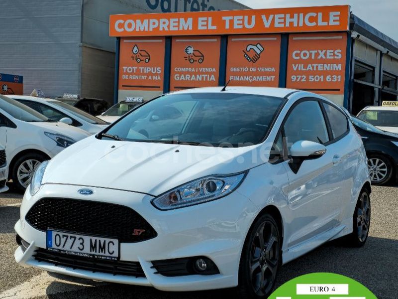 Blanco Usado 2017 Ford Fiesta ST Utilitario | 13.900 € (Buen precio) - Imagen 1/4
